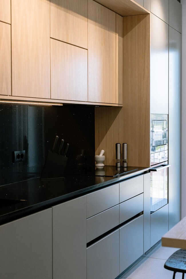 neutral-bedroom-meta-titlu-150